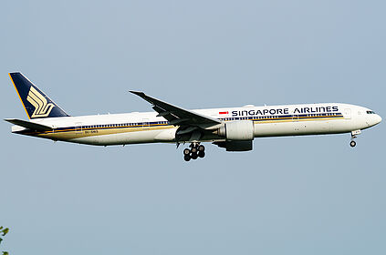 9V-SWS Singapore Airlines Boeing 777-300ER | Planespotters.net