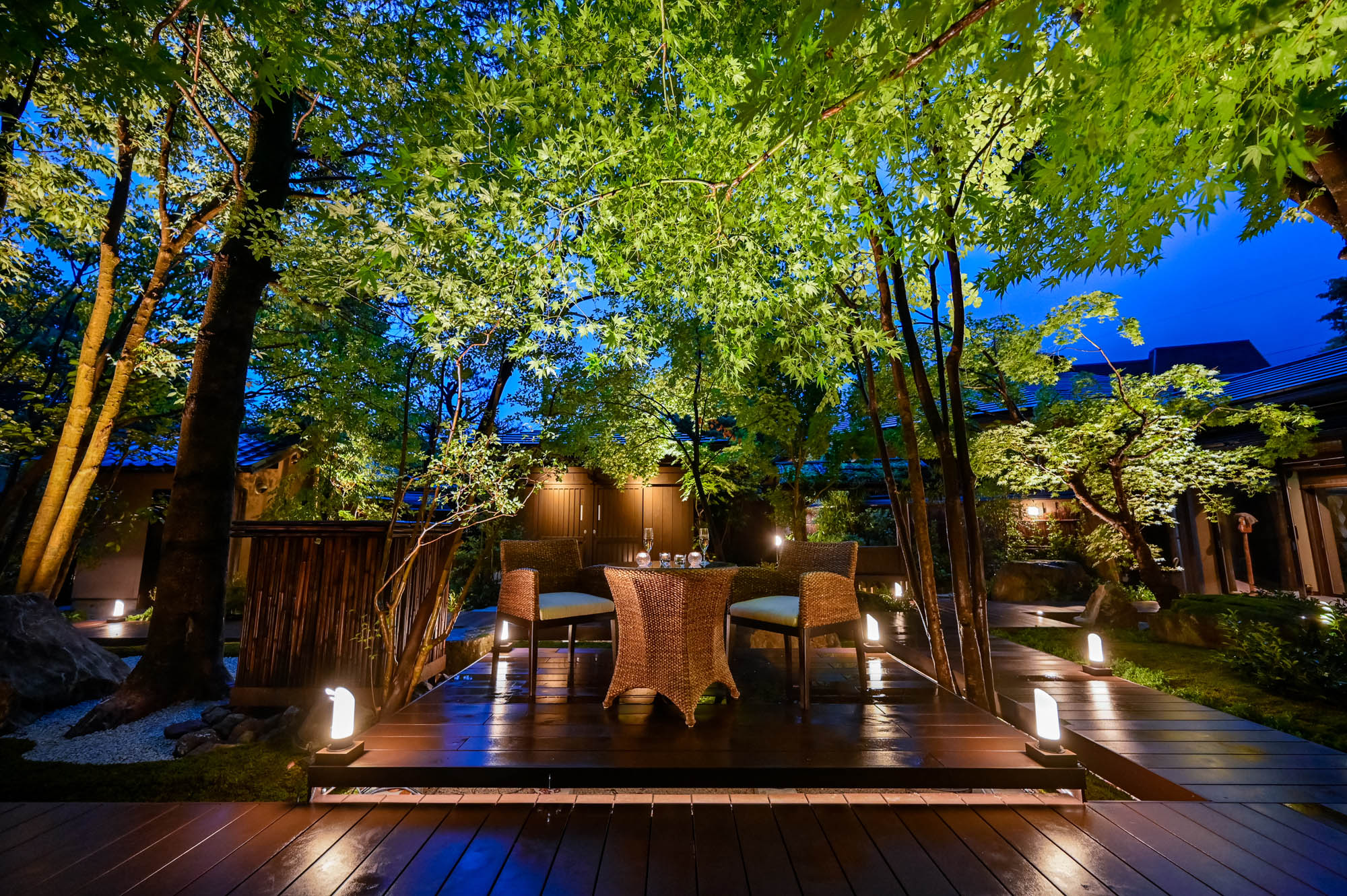 501 002 garden_up_light | 屋外照明なら「株式会社タカショーデジテック」