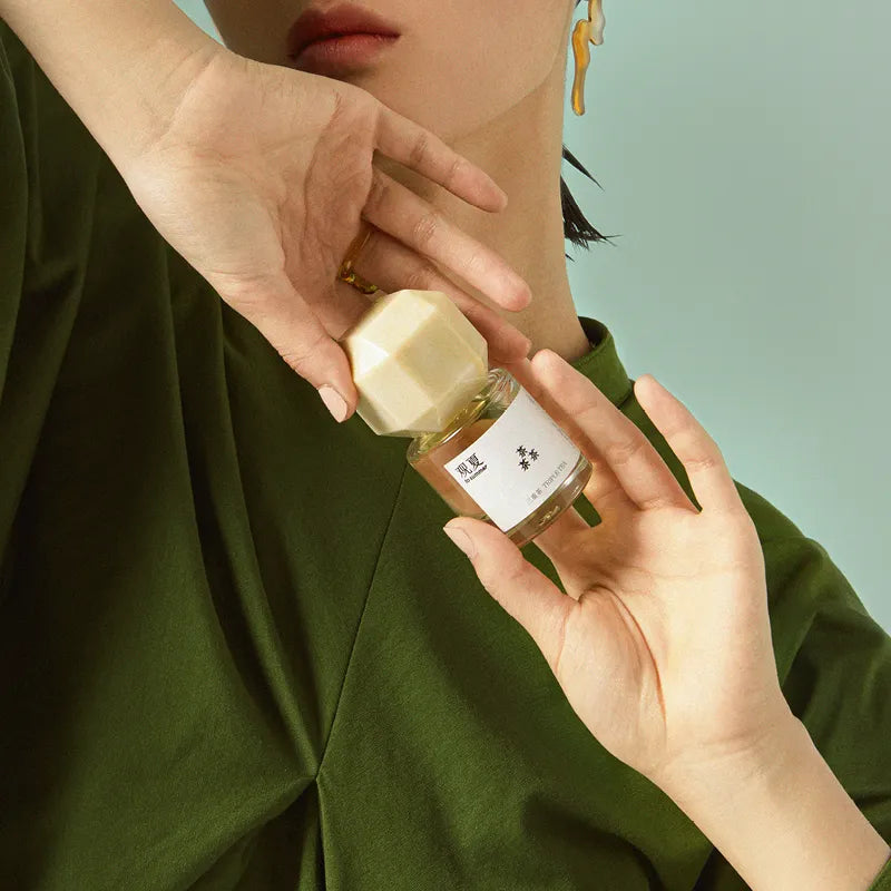 TO SUMMER | TRIPLE TEA PERFUME - Smoky Rock Tea & Zen – TO SUMMER.SHOP