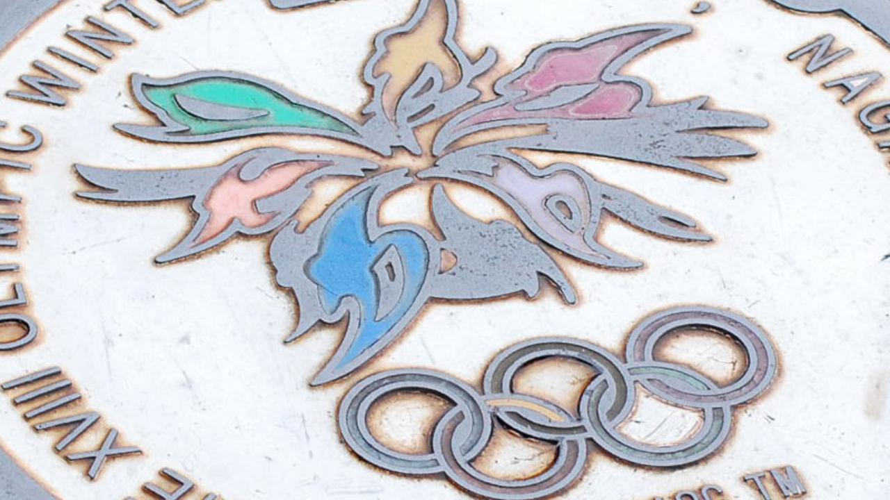 jc-nagano-olympic-gold-coin.jpg