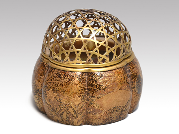 阿古陀香炉 梨地に金銀秋草蒔絵 江戸時代 火取香炉 香道具 | 古美術ささき