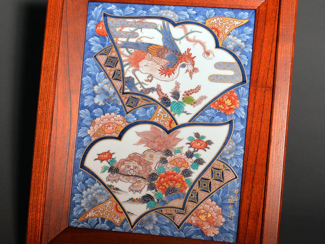 献上手古伊万里焼】陶額 染錦本金鳳凰獅子図