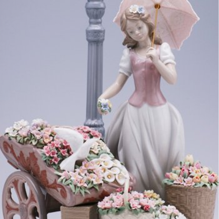 Lladro リヤドロ 6809 花の街角 ガラスケース付き 磁器 フィギュリン