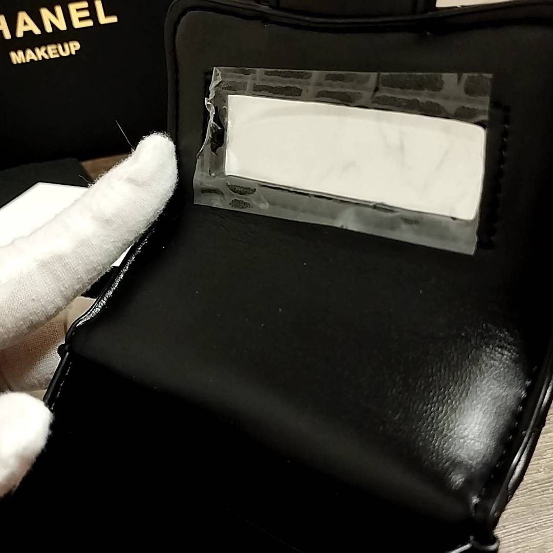 シャネル ノベルティ VIP ギフト チェーン ショルダーバッグ ミニ