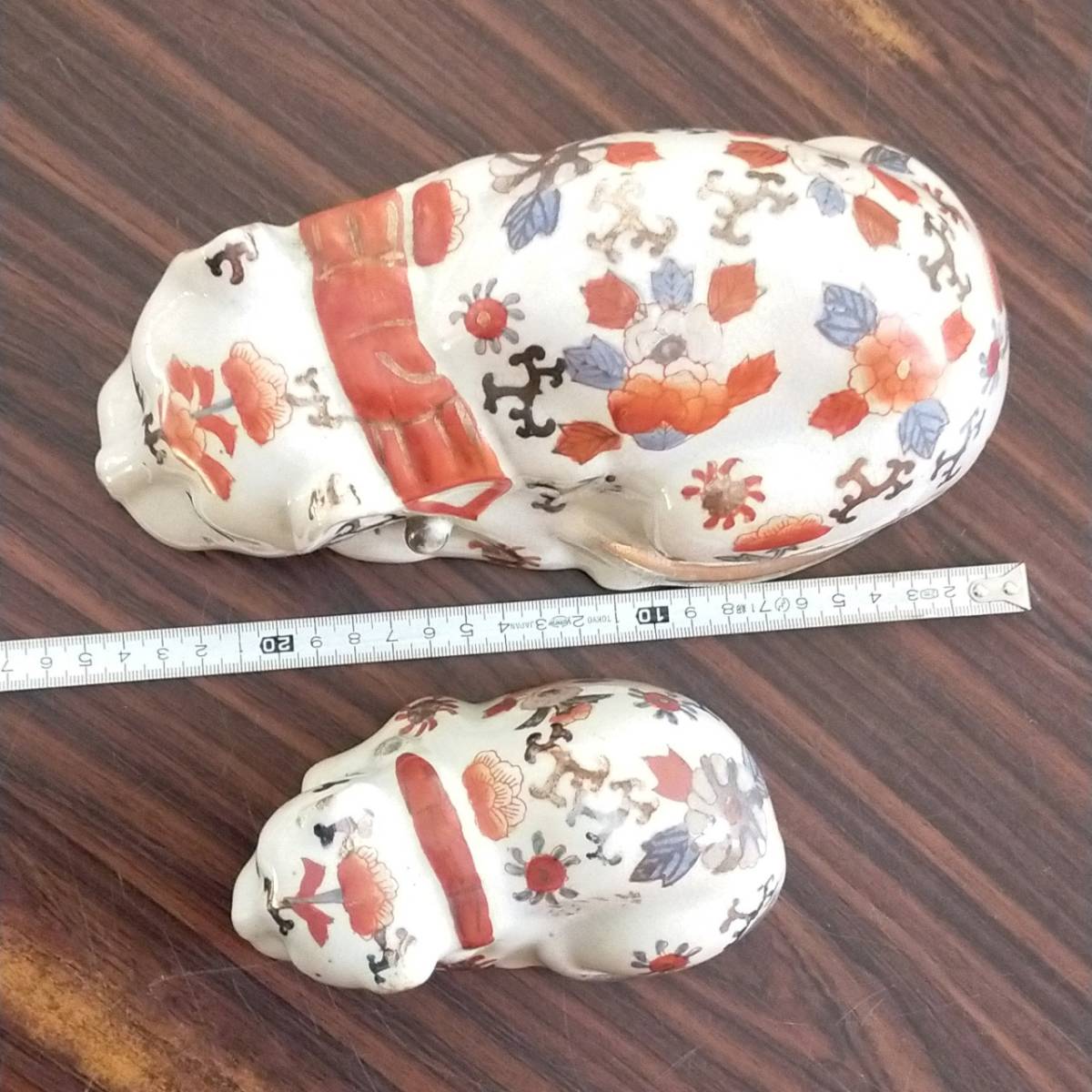 九谷焼 眠り猫 金彩豪華 25㎝ 置物 九谷赤絵 金彩