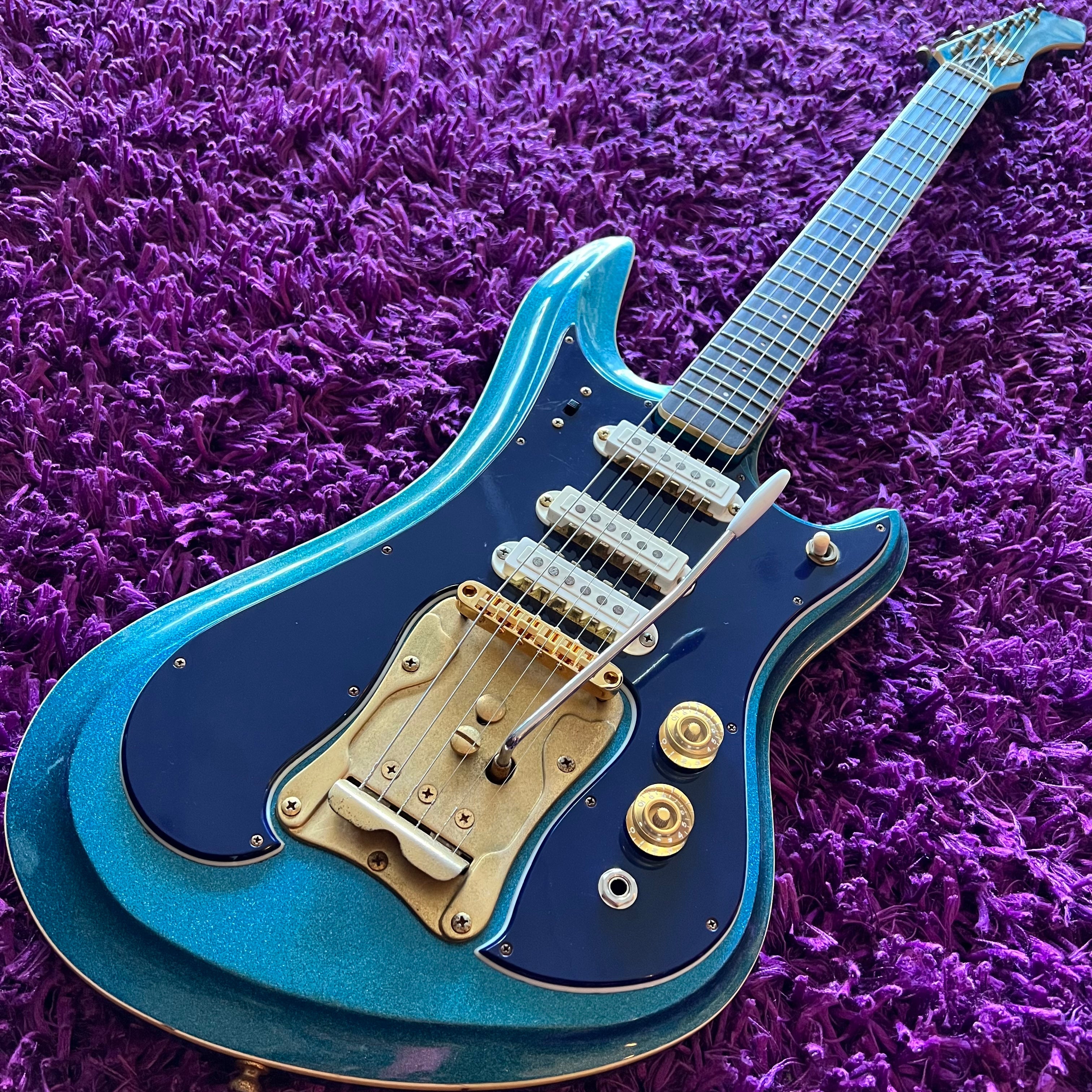 Late 60s Guyatone LG-350T-DX Bizarre Guitar (MIJ, w/ HSC) – Deep