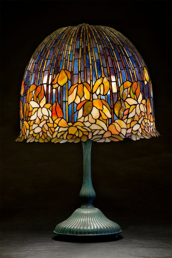 18 インチ ロータス、ティファニー ランプ、テーブル ランプ、ステンド