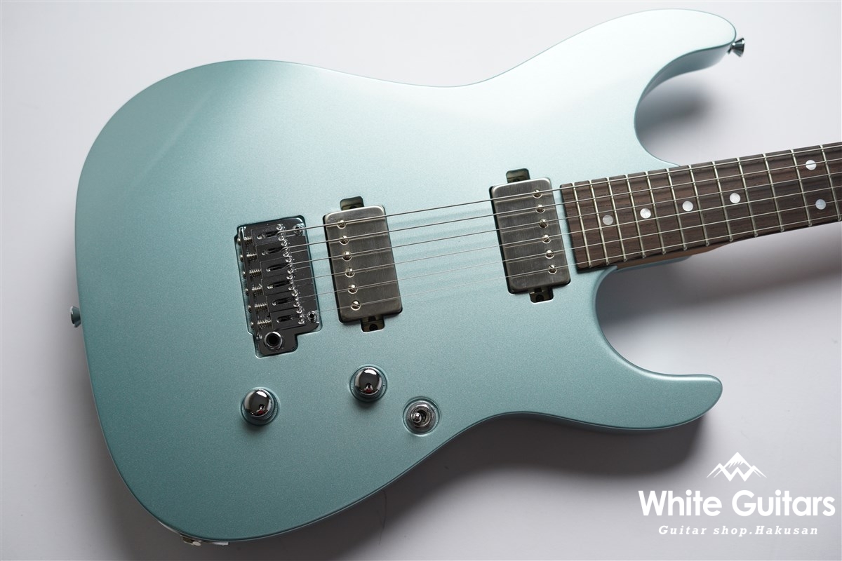 Addictone Custom Guitars ARENA - Ice Blue Metallic #365レビュー