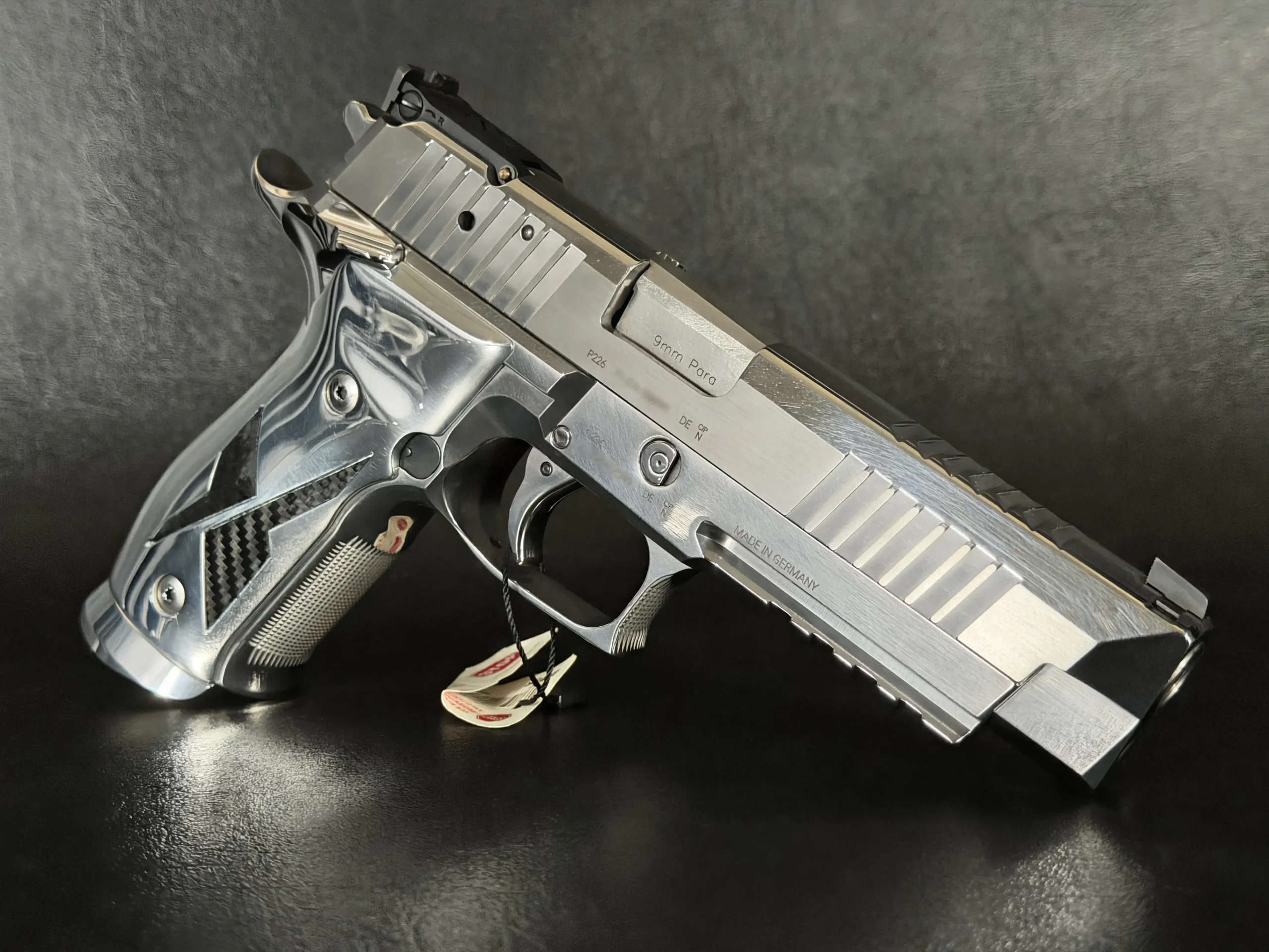 SIG Sauer P226 X-Five Chrome & Carbon | Mastershop