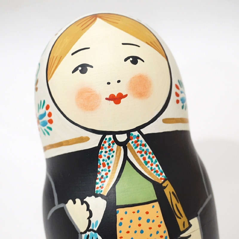 ロシア リューバ・ブジキナ作 マトリョーシカ（5P） MAT-148