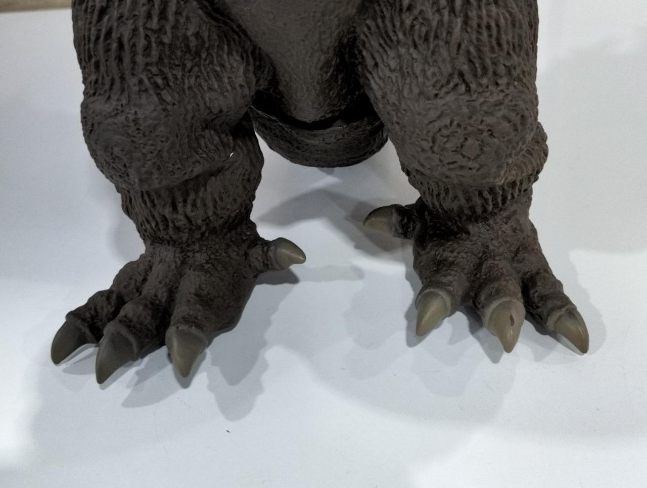 バンプレスト|酒井ゆうじ原型製作 初代ゴジラ ビッグサイズソフビ