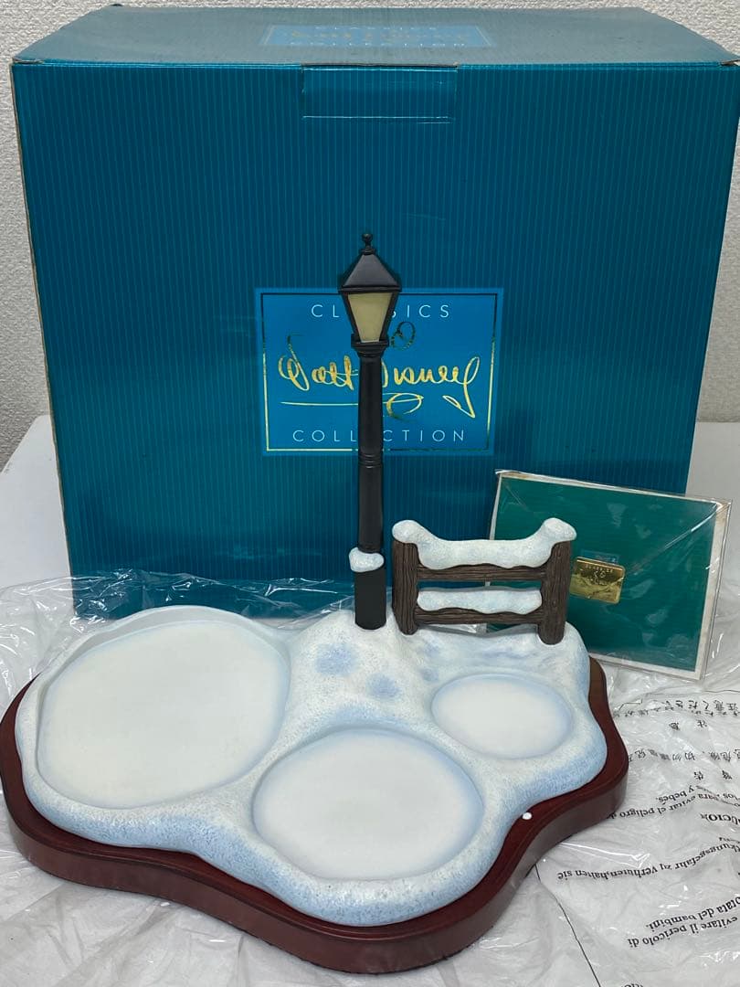 3-2772 ディズニー WDCC フィギュア プルート クリスマス ランプ クリスマス 1979年 ミッキー&ミニー w/プルート ビスクフィギュアリン