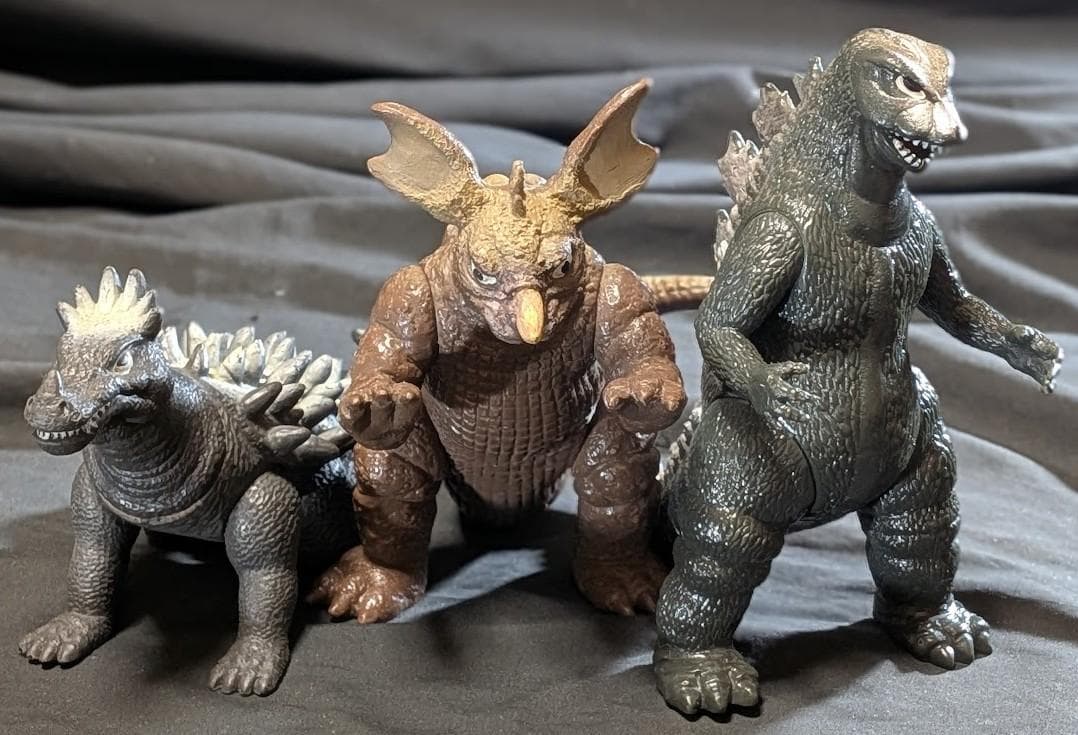 昭和ゴジラ＆アンギラス＆バラゴン（ヤマカツ）ソフビフィギュア３体セット 東宝30cmシリーズ ゴジラ1955 & アンギラス1955 限定対決セット【送料