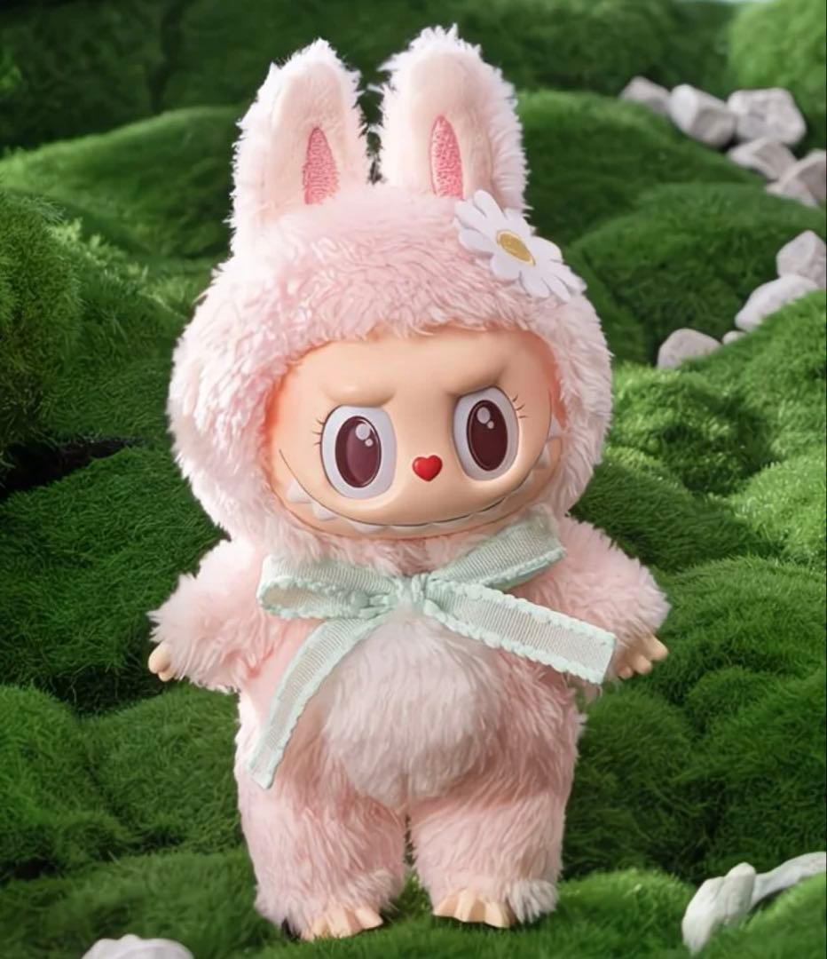 POPMART MOKOKO CLOSE TO SWEET ぬいぐるみ POP LAND The Monsters Mokoko Close to Sweet Plush | POP MART – Art