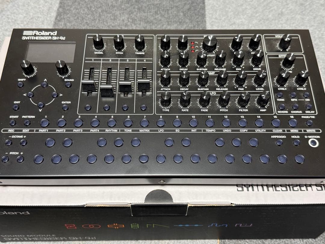 Roland SH-4d シンセサイザー Roland SH-4d Synthesizer｜ミュージックランドKEY