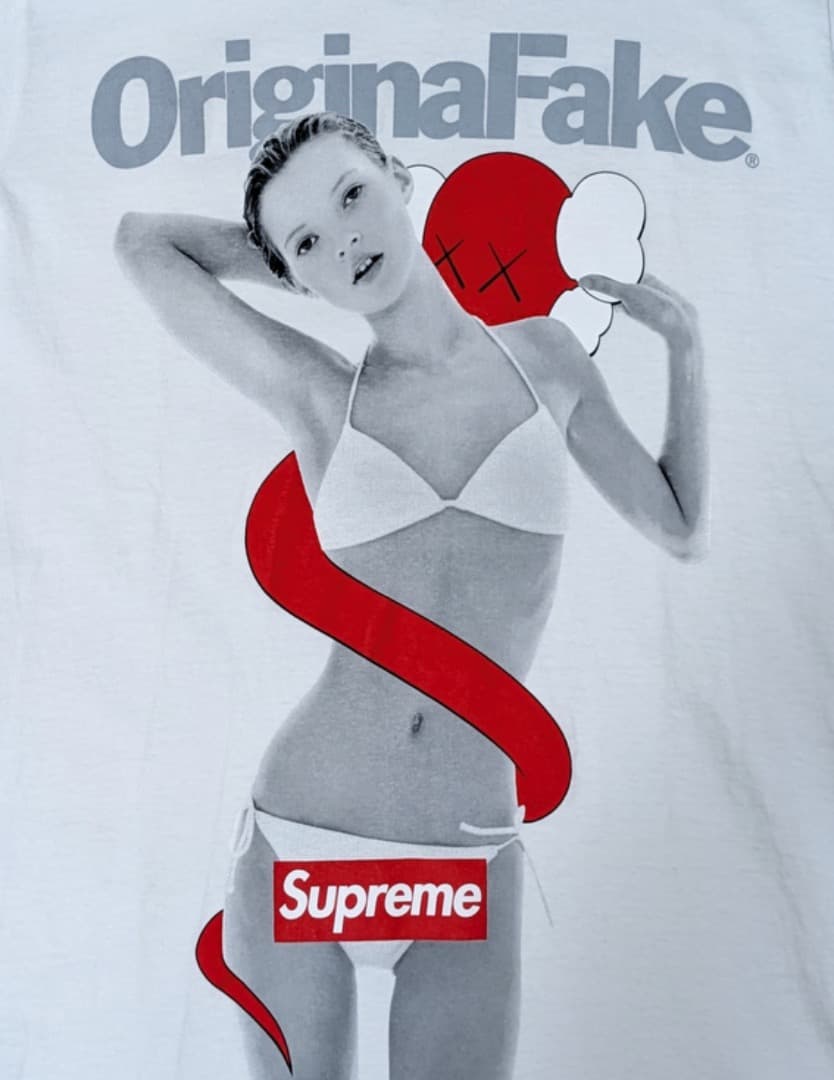 正規品 KAWS OriginalFake × SUPREME ケイトモス - メルカリ