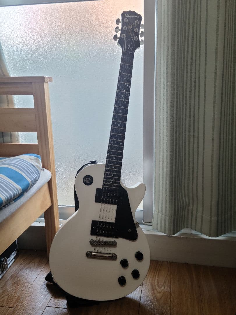 ギター Epiphone Les Paul Stadio Amazon.com: Epiphone Les Paul Studio E1 Electric Guitar, Heritage