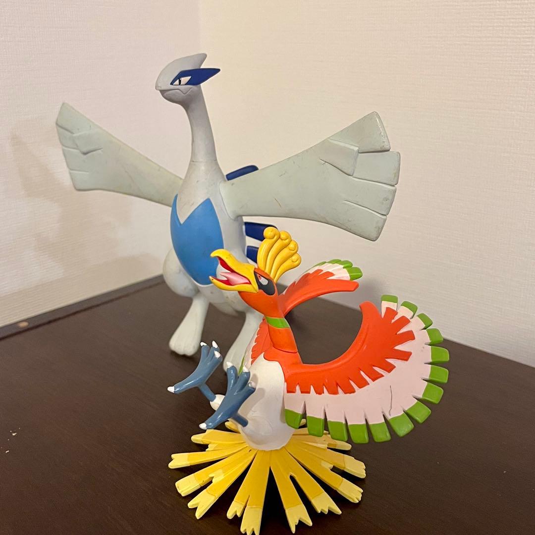 立体ポケモン図鑑　1/40 スケール　ホウオウ　ルギア　当選品 立体ポケモン図鑑 ルギア ホウオウ フィギュア - メルカリ
