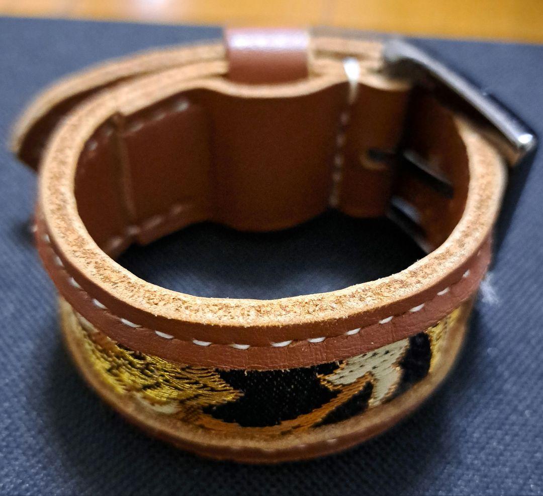 レザーブレスレット 鬼会 おにだまり 和柄 和風ブレスレット 黒 / 鹿の子 赤 レザー レイヤード | iichi 日々の