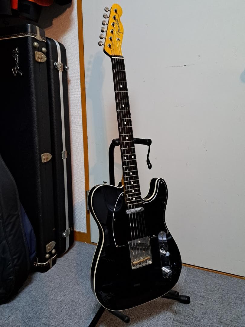 FenderテレキャスターST62B-22/布袋寅泰モデル・バンビーナキャスター