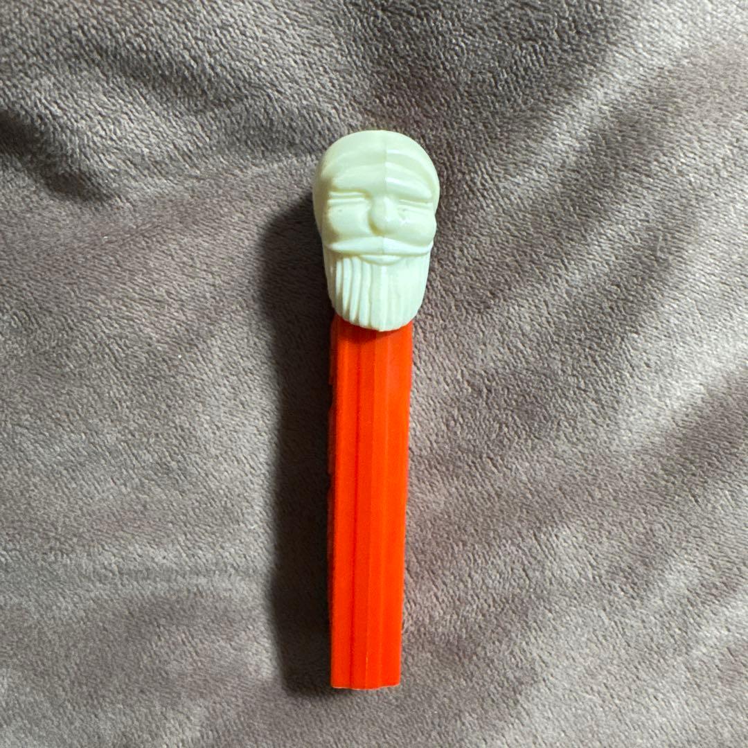 PEZ ペッツ　オールド　サンタ Amazon.com : PEZ Christmas Candy Dispenser: Santa Claus PEZ