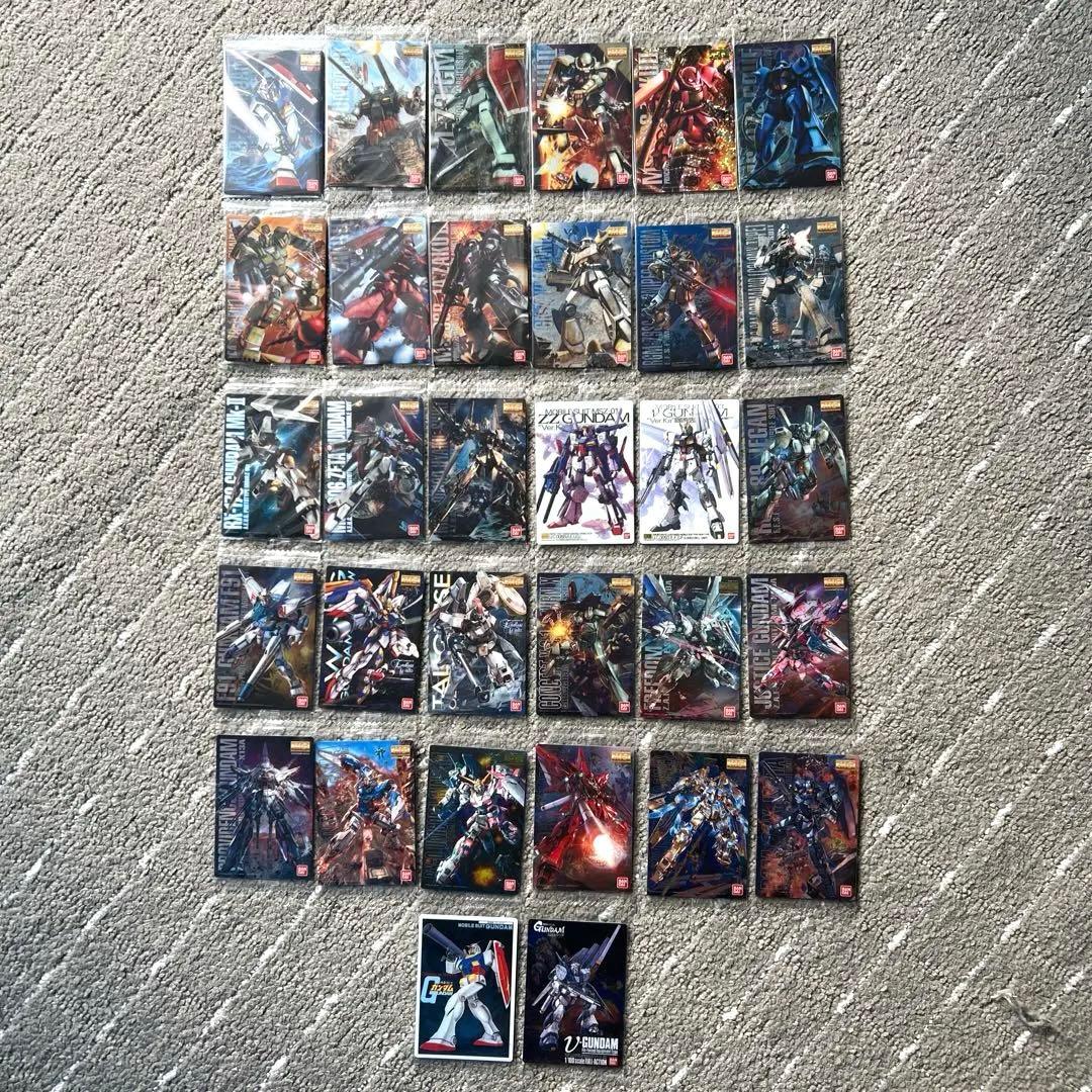 ガンプラ　パッケージ　アート　コレクション　1弾　コンプ❗️全32枚　未開封❗️ ガンプラ」のパッケージアートが食玩のコレクションカードに、全32種