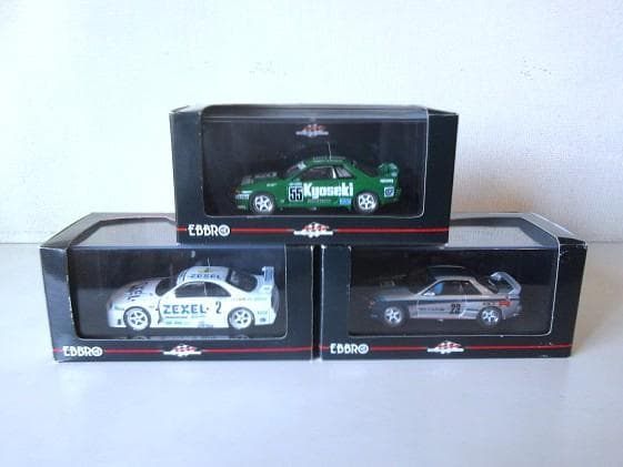 特価 EBBRO 1/43 日産 スカイライン GT-R(R32) 3台セット s-l400.jpg