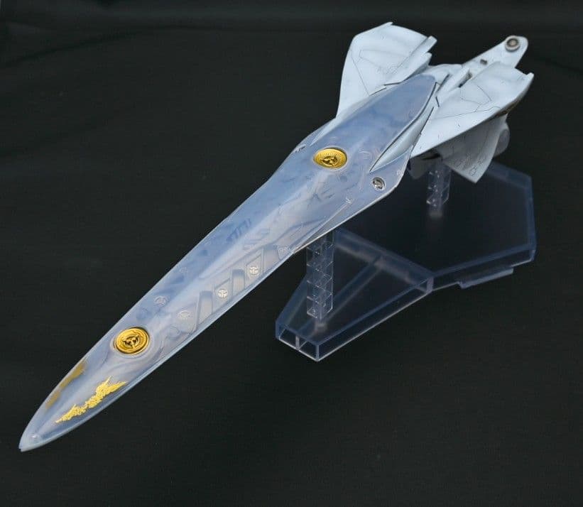 完成品　銀河英雄伝説 Die Neue These 銀河帝国軍 ブリュンヒルト 銀河英雄伝説 帝国総旗艦 ブリュンヒルト 1/8000スケール プラモデル