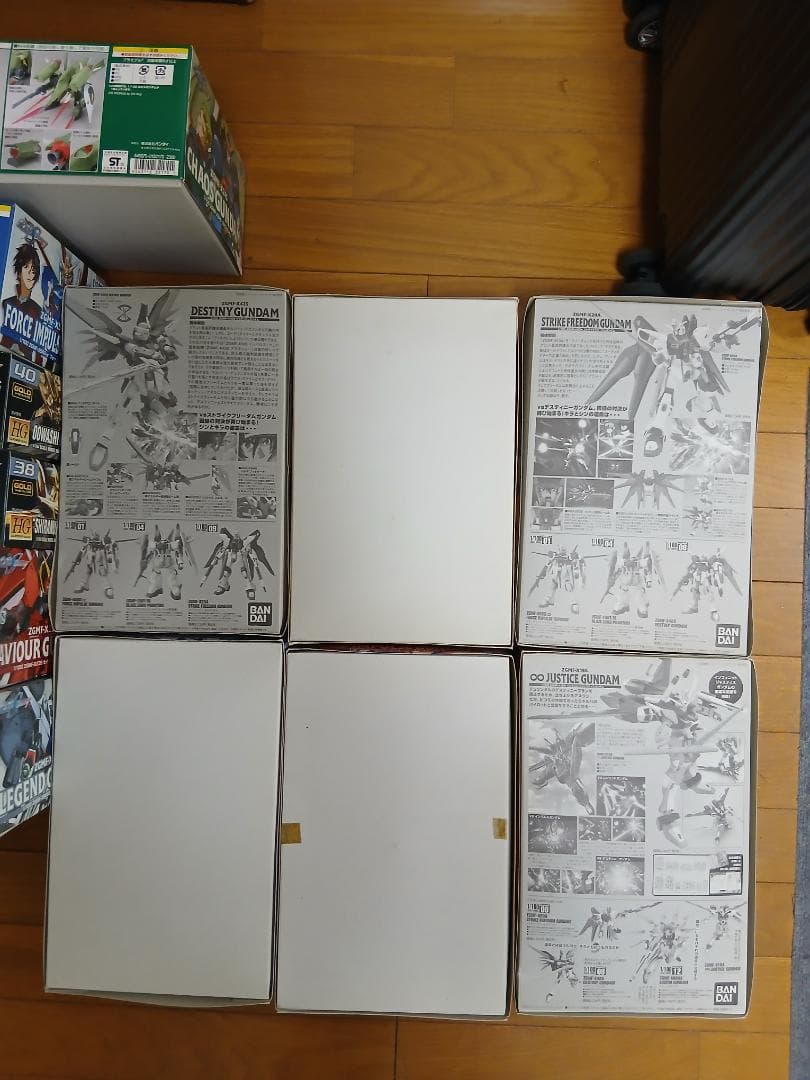 注意 【りょうさま専用価格】1/100＆HG ガンプラ 12点 - メルカリ