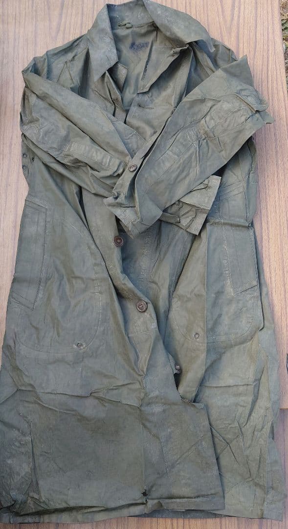 ミリタリー ラバー レインコート ヴィンテージ ロングコート 軍服 MILITARY（ミリタリー） 実物 新品 デッドストック チェコ軍 レイン
