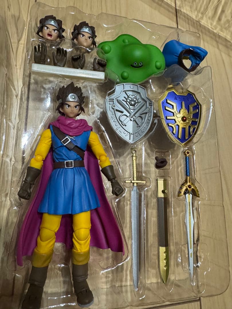 ドラゴンクエストIII そして伝説へ…　ブリングアーツ　勇者 Amazon.co.jp: ドラゴンクエストIII そして伝説へ… ブリングアーツ