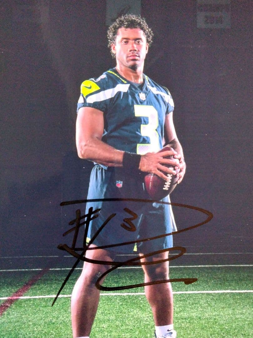 ラッセル・ウイルソン直筆サイン入り超大型写真…Russell Wilson… 決算SALE【2026モデル】Wilson ウイルソン 硬式グラブ 1975型 内野手用