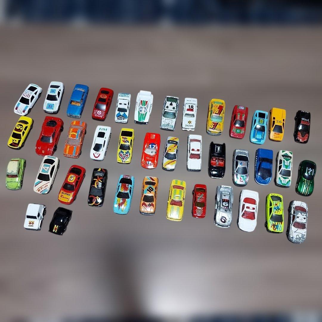 ミニカーセット　40台　 多色 トヨタ（TOYOTA） ミニカー 1/18 ランドクルーザー 300-ZX SUV LCD
