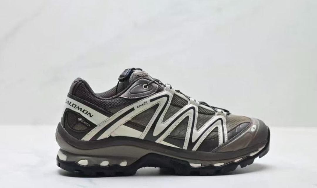 SALOMON チャマ古道 馬年限定 SPECTUR 2 – サロモン公式オンラインストア