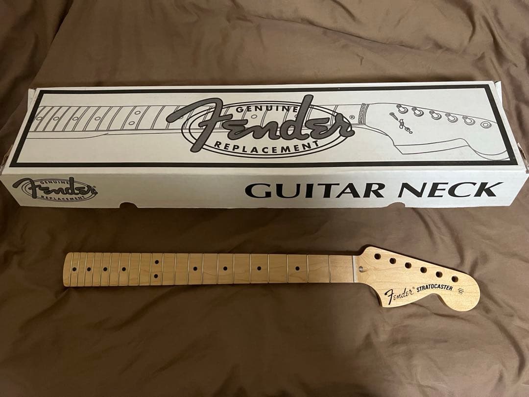 Fender Stratocaster Neck 21 新品未使用 Amazon.com: Fender Stratocaster Neck, Roasted Maple, Modern C, 21